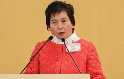 突传死讯！赌王女儿何超蕸离世，去年11月还公开露面