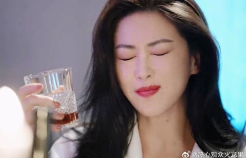 《蜜语纪》首播四集引爆收视，钟汉良演绎霸总卷入出轨风波|钟汉良霸总|清醒女主|高文彦|蜜语纪首播|都市情感剧