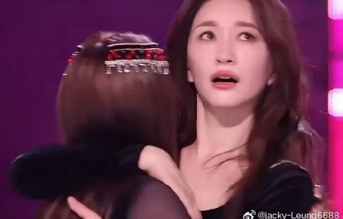 李小冉这次重返舞台的经历，对同龄女性打破年龄焦虑有何启发？|谢娜|安崎|生命|哲学|皱纹