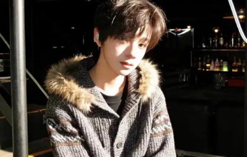 王橹杰超话生日快乐！以热爱为翼，赴十六岁新程