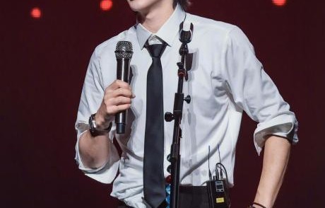 为什么于适在演唱会上会提及男观众比例偏低的现象？|音乐|男性|性别|女性|听众