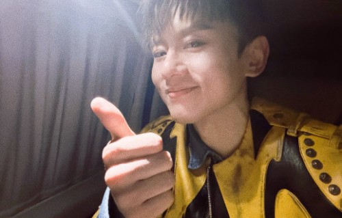 张杰鸟巢演唱会点名时代少年团，调侃“暂时不给看”引爆全场|逆战|谢娜|合唱|口误|直拍