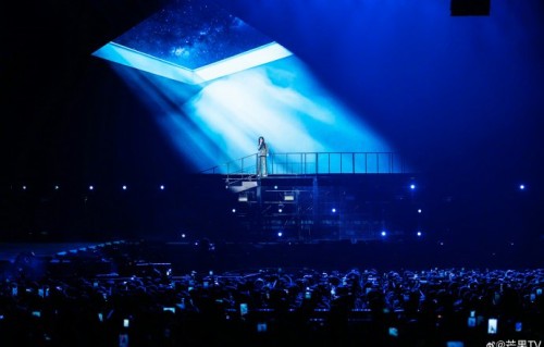 粉丝如何评价袁一琦纪录片中“双向奔赴”的叙事方式？