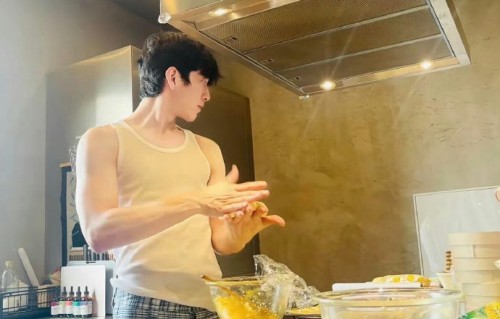 井柏然在《捉妖记》里有哪些被忽略的高光演技细节？