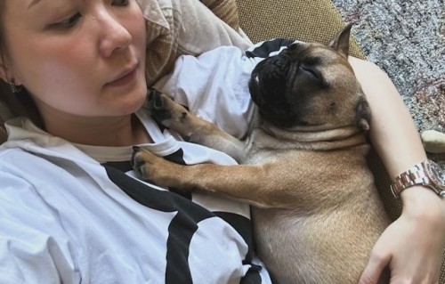 48岁田蕊妮癌症复发，心情沉痛难以接受，持续低烧宣布停工治病