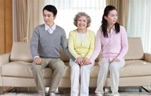 给所有婆婆提个醒：儿子再孝敬，也别在他背后说儿媳坏话