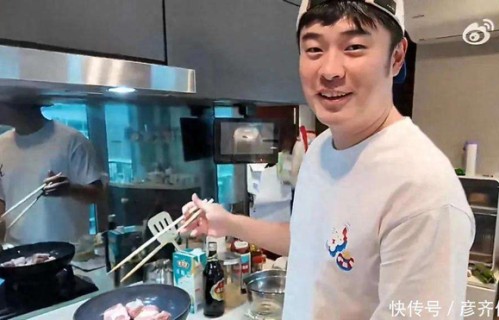 陈赫带着妻女拜访王祖蓝家，红烧肉倒了半瓶黄酒令大家惊讶